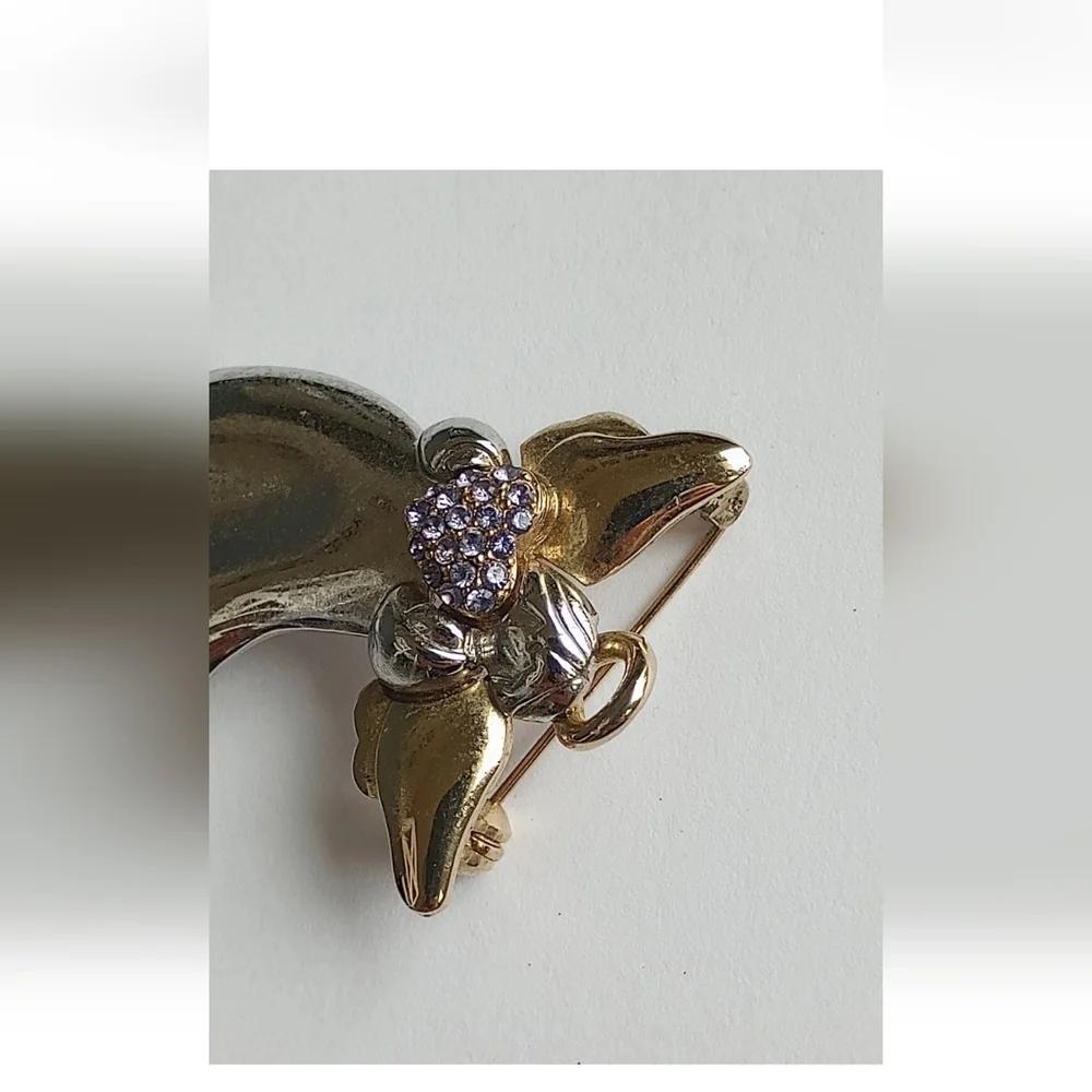 Vtg Signed LC Liz Claiborne Two Toned Angel Holding Purple Crystal Heart Brooch - Picture 8 of 11